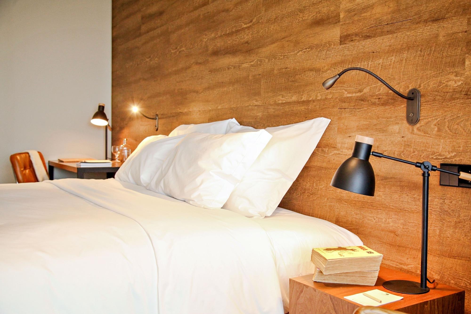 Octant Ponta Delgada Hotel Bagian luar foto A wall light
