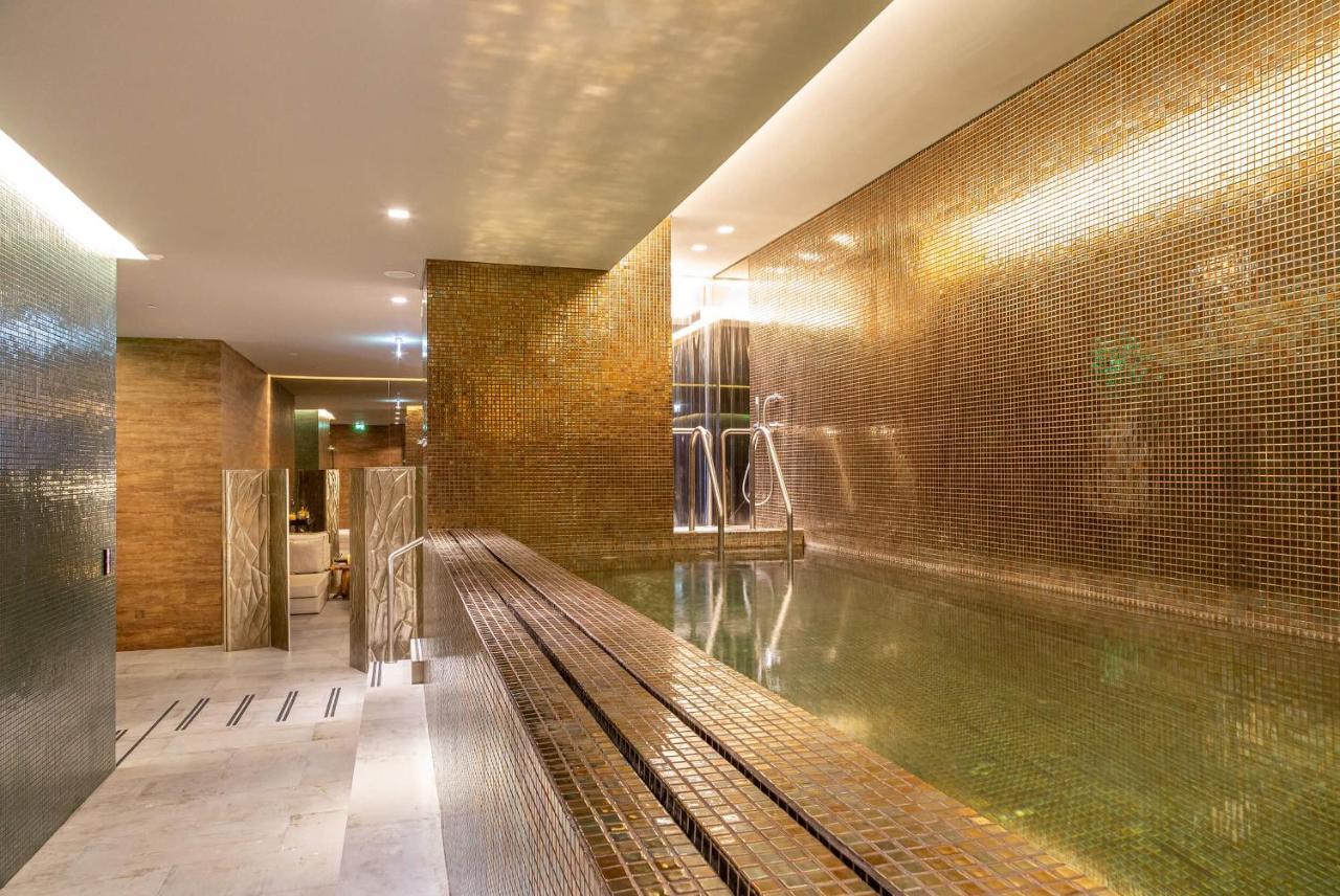 Octant Ponta Delgada Hotel Bagian luar foto The spa at The Dorchester