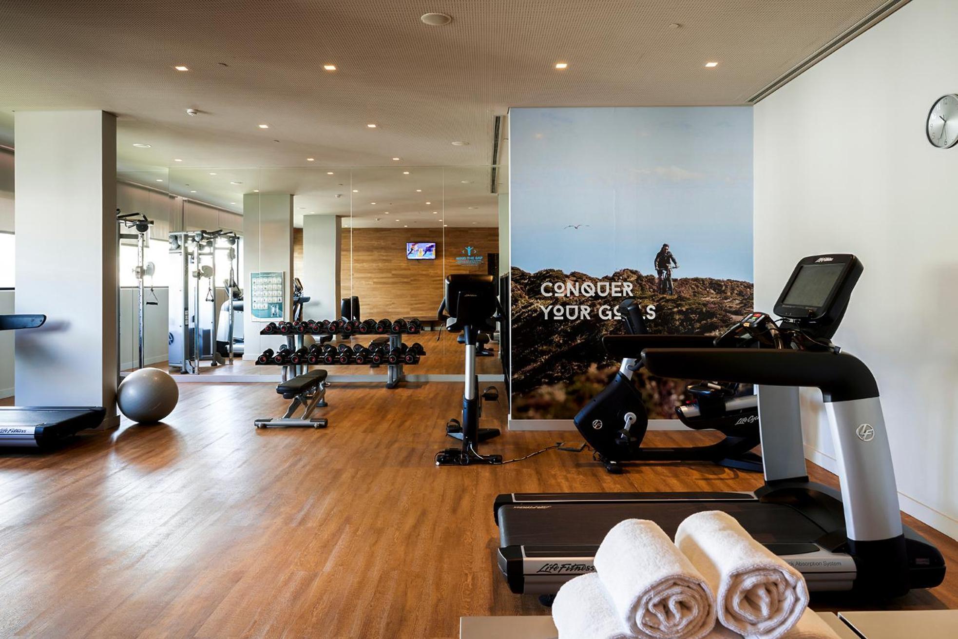 Octant Ponta Delgada Hotel Bagian luar foto The gym at the hotel