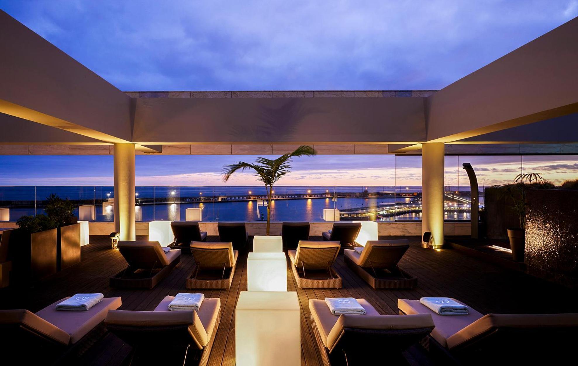Octant Ponta Delgada Hotel Bagian luar foto The Sky Bar