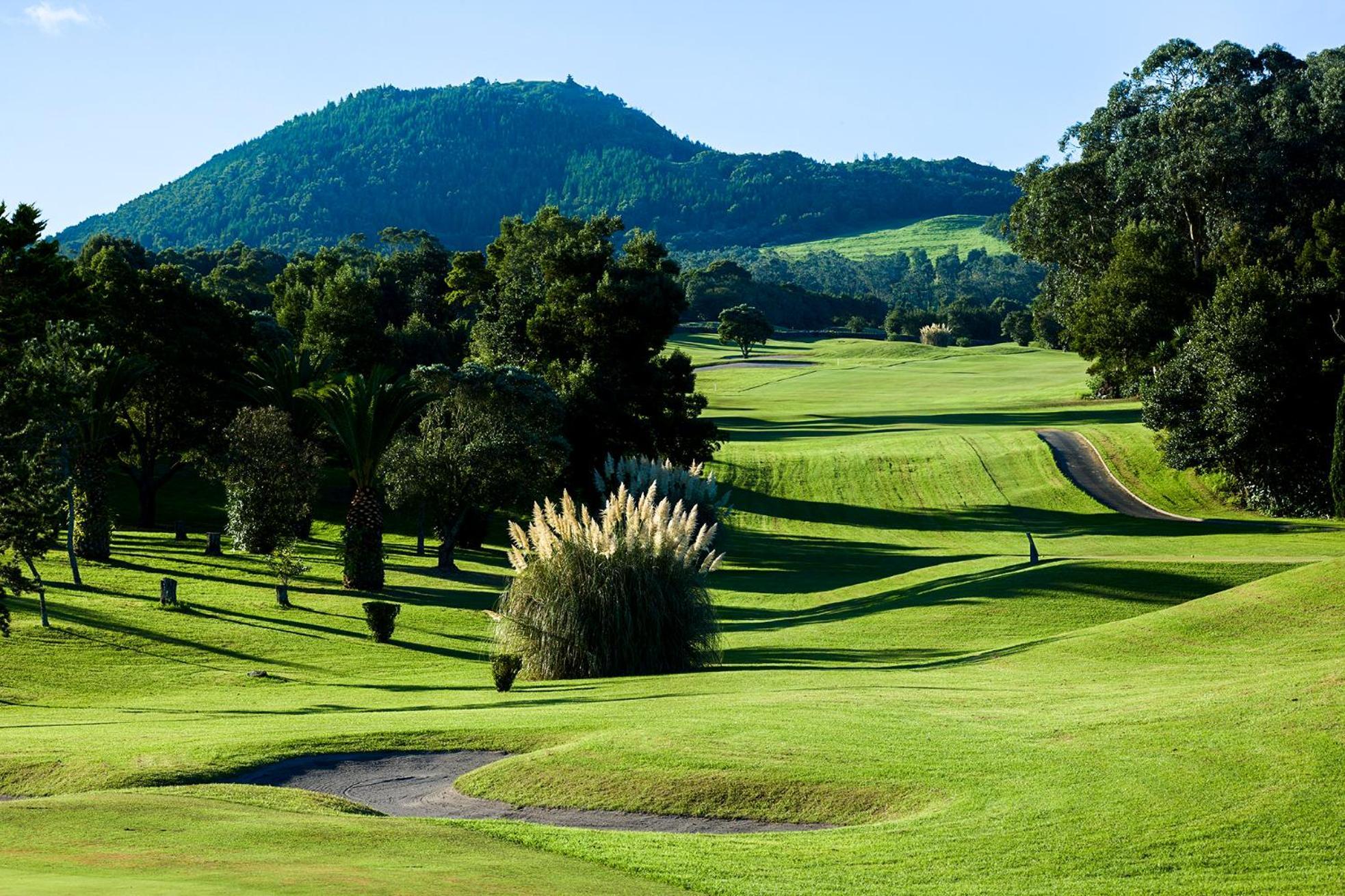 Octant Ponta Delgada Hotel Bagian luar foto Golf course at the Hyatt Regency Monterey
