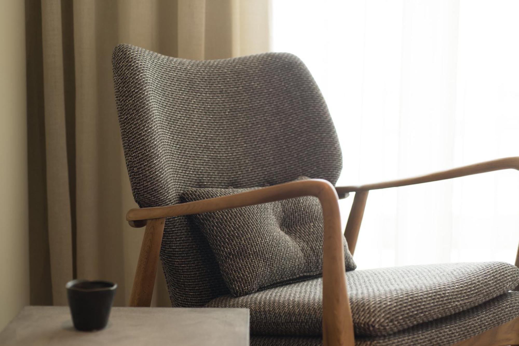Octant Ponta Delgada Hotel Bagian luar foto A chair
