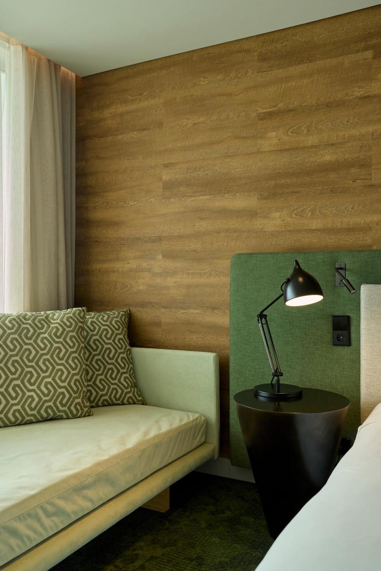 Octant Ponta Delgada Hotel Bagian luar foto A wall covered with wood wool